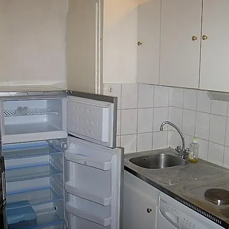 Apartment Pret A Usage & Commodat Residence Foch Saint-Louis - 30 Nuitees Minimum - Salarie Mobilite Ou Etudiant Stagiaire Poissy