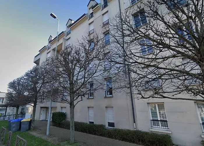 Pret à Usage&commodat Résidence Foch Saint-louis - 30 Nuitées Minimum - Salarié Mobilité Ou étudiant Stagiaire * Poissy